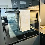 Nieuw! Petit Soleil - Dicht Bij En Park Apartment *