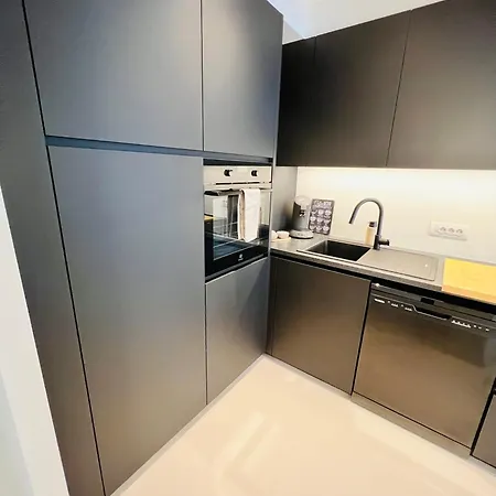 Nieuw! Petit Soleil - Dicht Bij En Park Apartamento *