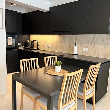 Appartement Nieuw! Petit Soleil - Dicht Bij En Park Ostende