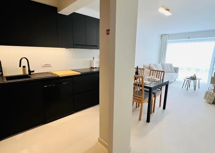 Nieuw! Petit Soleil - Dicht Bij En Park アパート